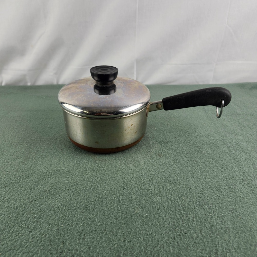 Vintage REVERE WARE 1 Qt Saucepan Copper Bottom Clinton, ILL USA 82 W/ Lid